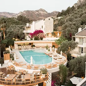 Hotel Pilos